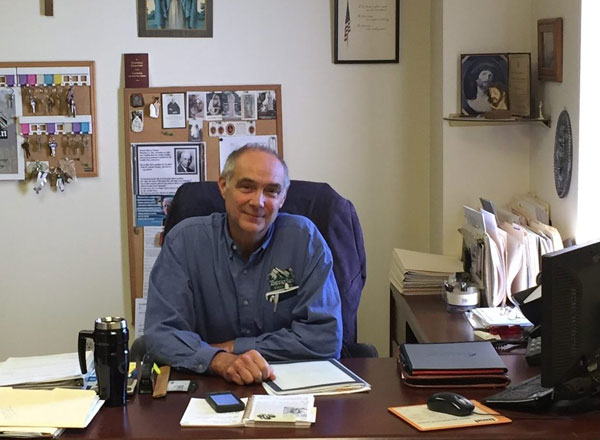 James Brueggemann working in the Bavarian Office